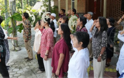 Meriah dan Penuh Makna: Anand Ashram Gelar Upacara Bendera